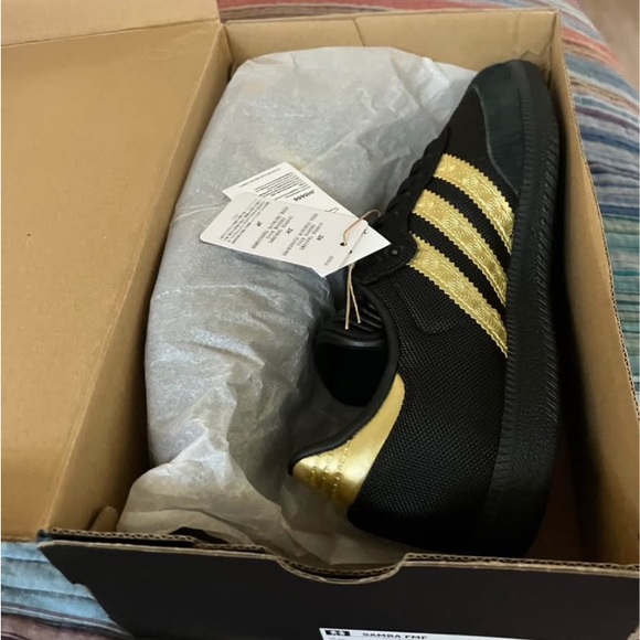 Adidas Samba Mexico Edition Black and Gold Shoes - Picture 2 of 3